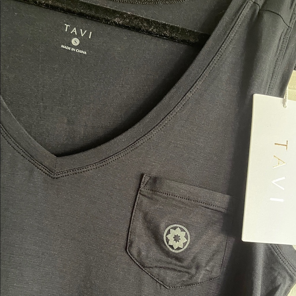 NWT Black Sleeveless Women's TAVI Club Pilates Top, XS - Picture 3 of 3